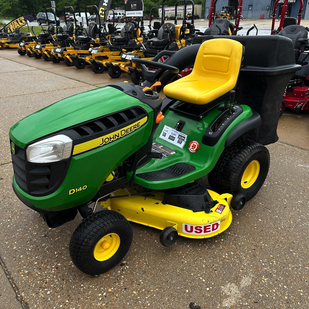 John Deere D140 48″ Riding Lawn Mower with Bagger!  30-Day Guarantee!