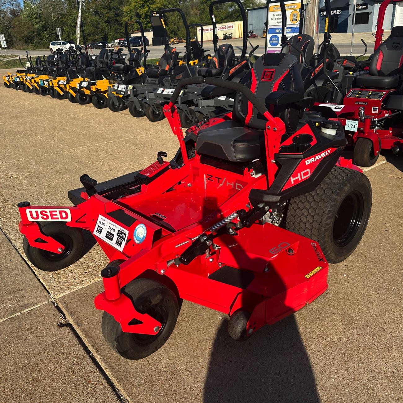 Gravely ZT HD 60″ Commercial Zero Lawn Mower.  Factory Warranty Remaining!