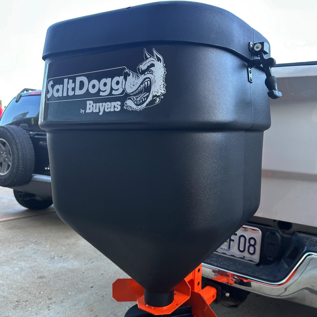 SALTDOGG TGSUVPROA Tailgate Salt Spreader. Factory Warranty Remaining!