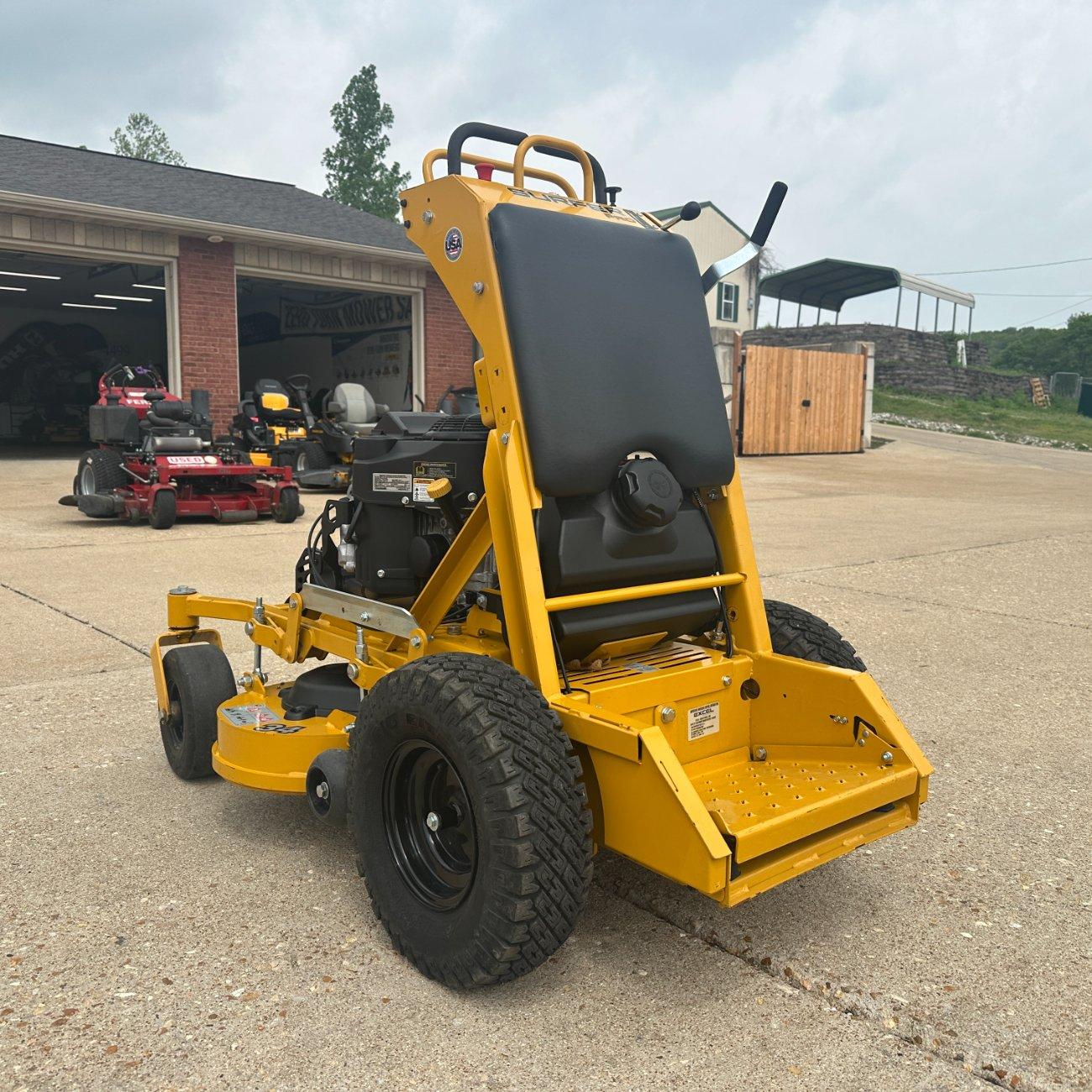 Hustler Surfer Pro 34″ Stand On Lawn Mower.