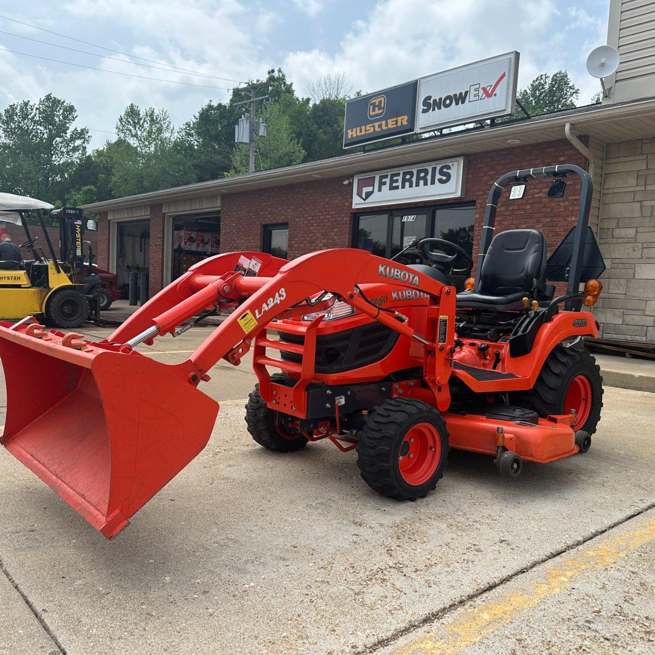Kubota BX2660 Tractor w/ 60″ Belly Mower & Front-End...