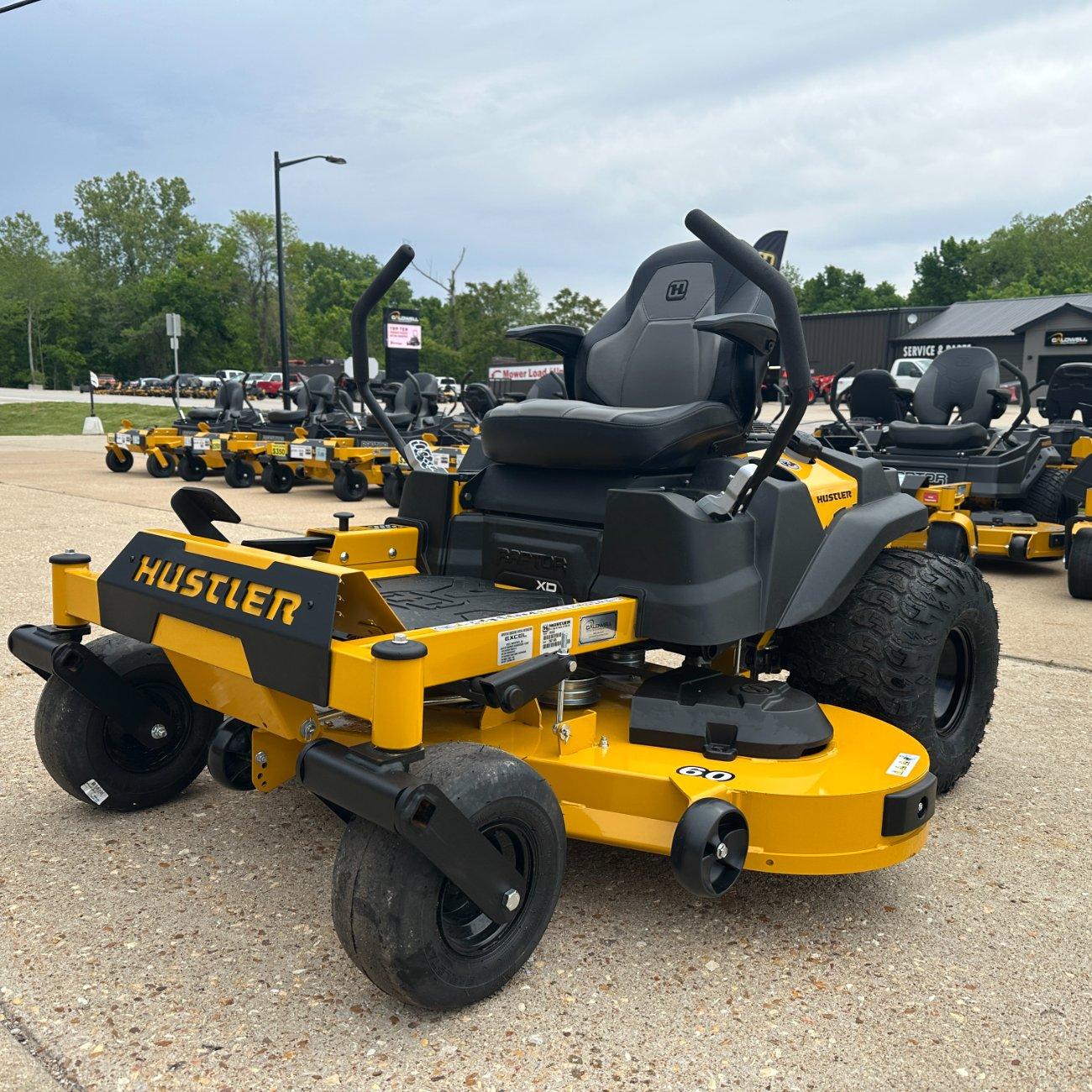 DEMO UNIT! Hustler Raptor XD 60″ Zero Turn Lawn Mower....