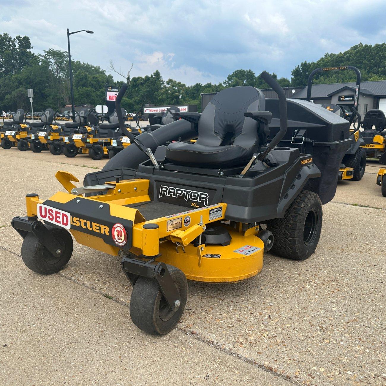 Hustler Raptor XL 42″ Zero Turn Lawn Mower. 30-Day Guarantee!